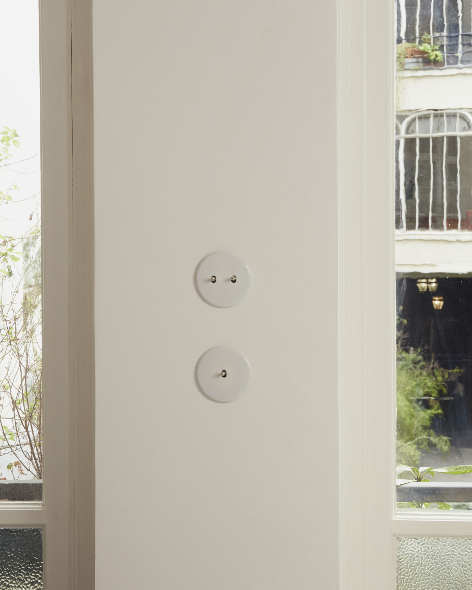 MODELEC-Iris by MODELEC-Porcelaine-White-2