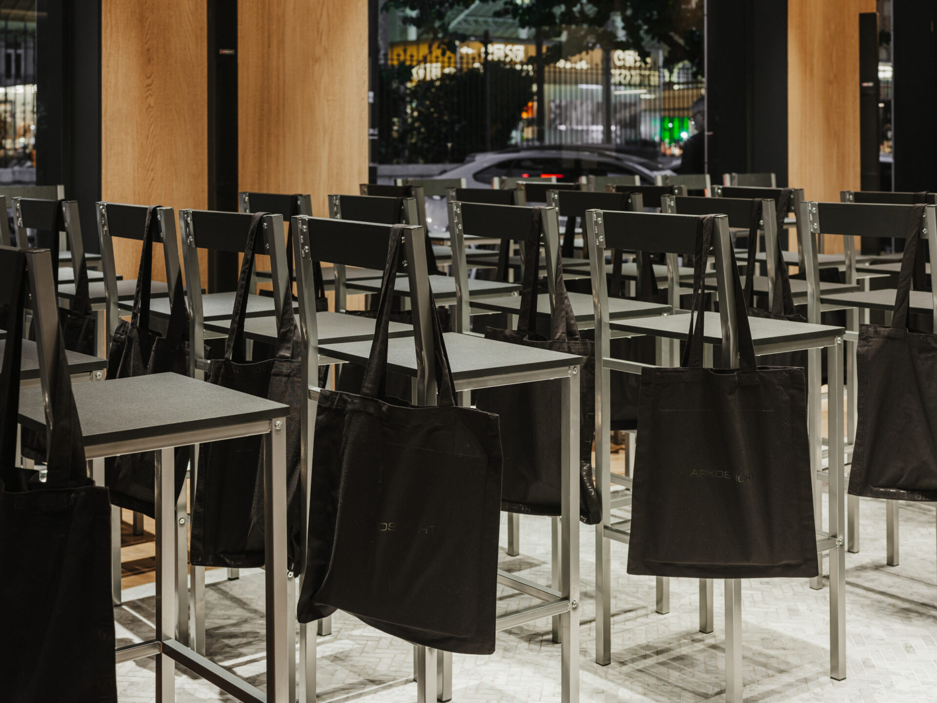 Arkoslight-Porcelanosa-LuzMateriaEspacio-Valencia-2025 (1)